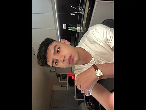 Show webcam de aronnhidden