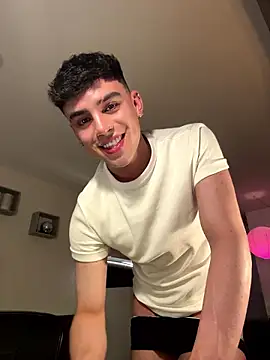 aronnhidden Webcam show