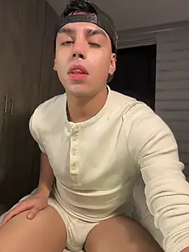 aronnhidden Show Webcam