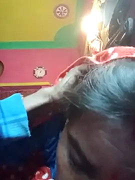 Pokazy przed kamerką – Anju_setty