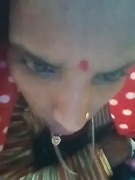 Pertunjukan Kamera Web Anju_setty