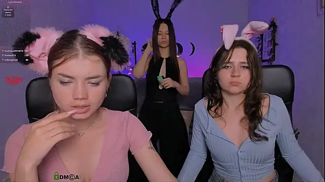 isabel_wave Webcam Show