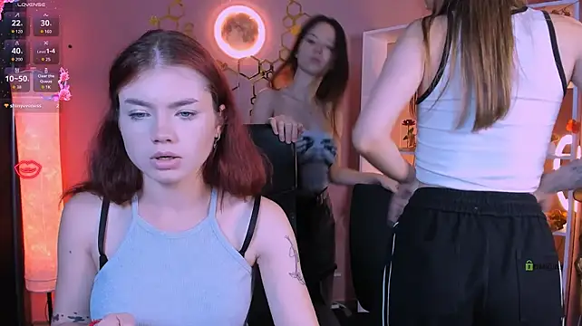 צ'אט XXX בשידור חי של isabel_wave