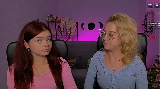 isabel_wave Show in webcam