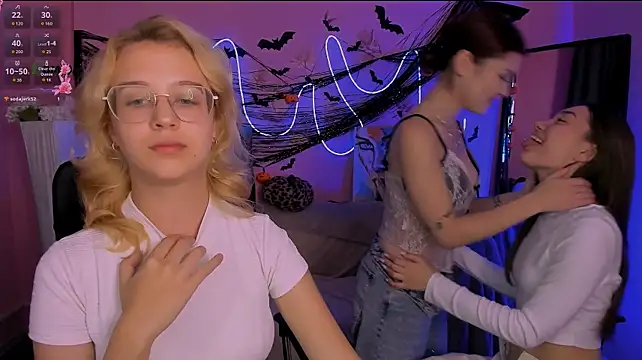 Pokazy przed kamerką – isabel_wave