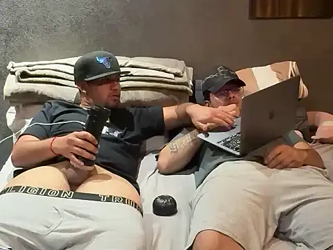 Pokazy przed kamerką – Bbydaddy_0