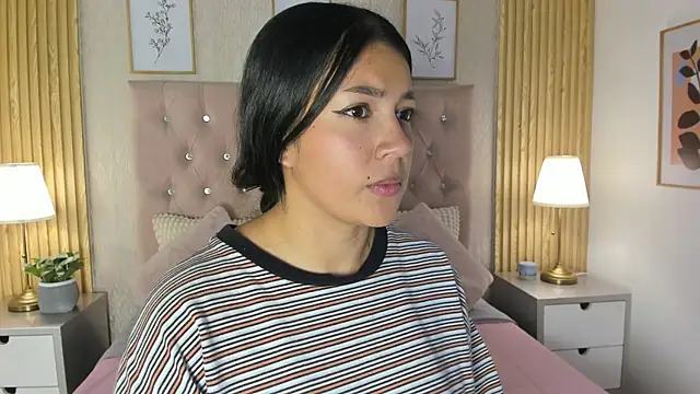 KamyGlam's Live XXX Chat