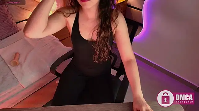 Chat +18 de milena_kiitty ao vivo