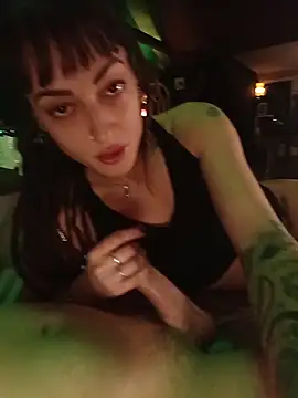 Mayo_mit_Minze Adlı Modelin Web Kamerası Şovu