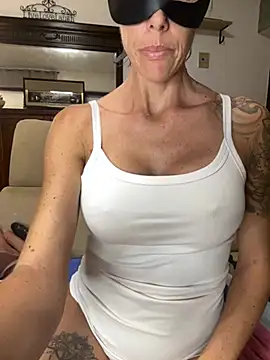 Sky_Eyes' Webcam Show