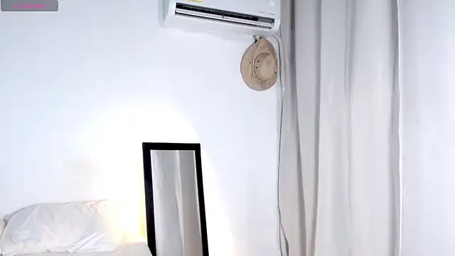 Mia_sexylatinのライブXXXチャット