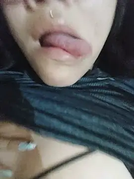Camilu23 чат на живо
