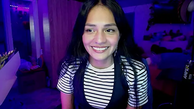 Samara_Homescapes Chat XXX in diretta