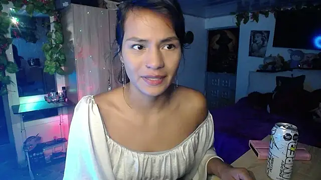 Chatroom XXX en direct de Samara_Homescapes