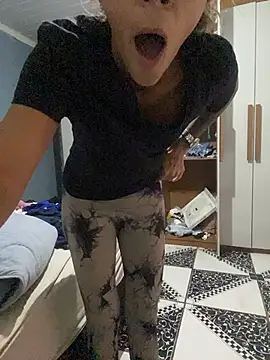 sabrinaneves Adlı Modelin Canlı XXX Sohbeti