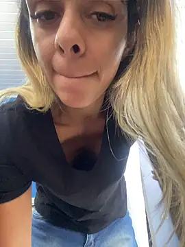 sabrinaneves Chat XXX in diretta