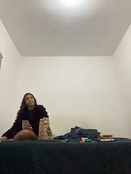 sabrinaneves Adlı Modelin Canlı XXX Sohbeti