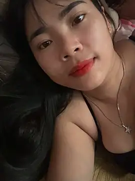 Zu_puzzy 即時 XXX 聊天