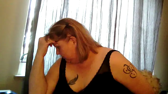 Sylviastar46 webcam show