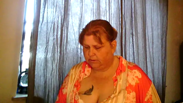 Show de Sylviastar46 na webcam