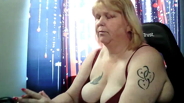 Sylviastar46 Webcam Show