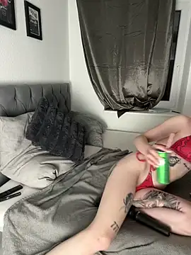 kimkatyrides Adlı Modelin Web Kamerası Şovu