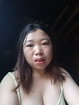 Živá chatovací místnost julybe