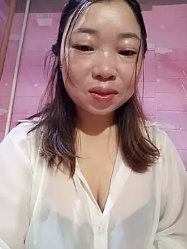 julybe's Webcam Show