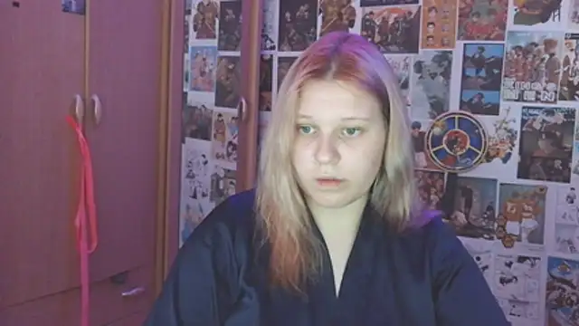 צ'אט XXX בשידור חי של FoxPlayXX