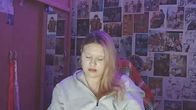 FoxPlayXX: вебкам-шоу