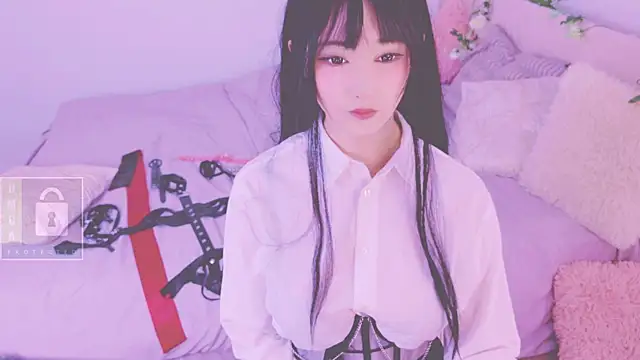 LongoriaEva 即時 XXX 聊天