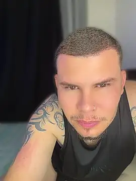 Show webcam de alejo_jordan28