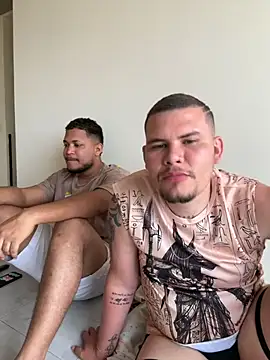 Show de webcam de alejo_jordan28