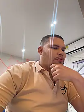 Webkamerová show alejo_jordan28