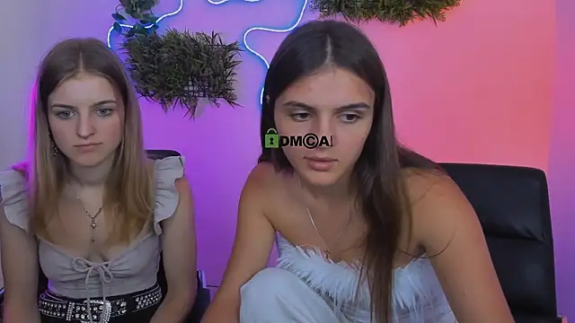 Show modela lisa_dark_ na web-kameri