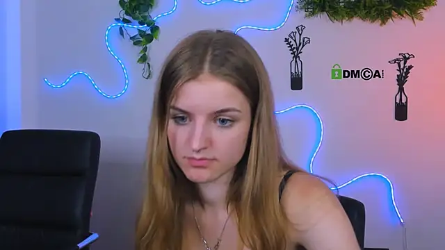 lisa_dark_ webkamerás műsora
