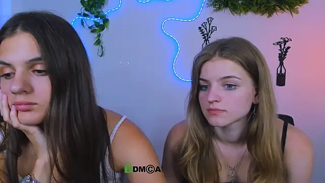 lisa_dark_'s Live XXX Chat
