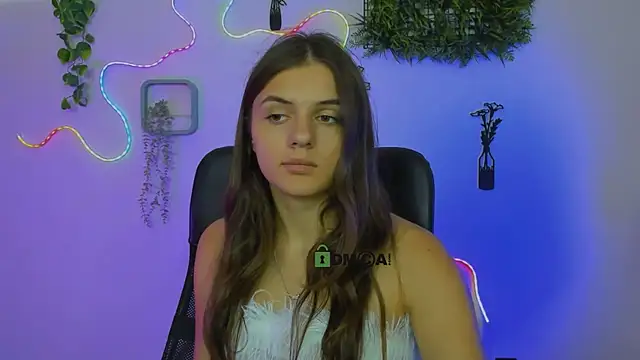 lisa_dark_'s Live XXX Chat