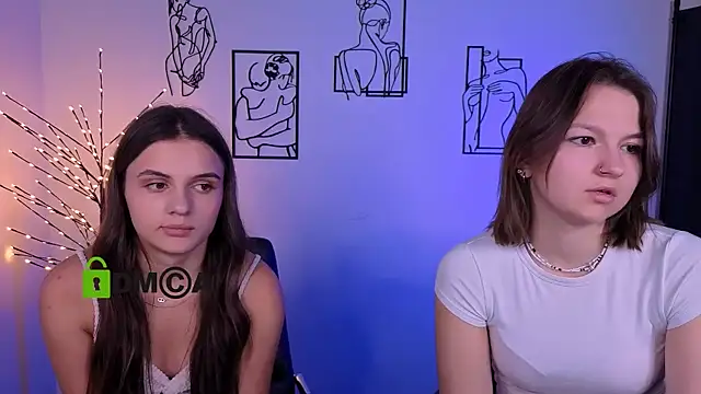 lisa_dark_'s Webcam Show