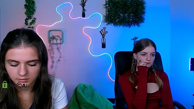 lisa_dark_n Webbikameraesitys
