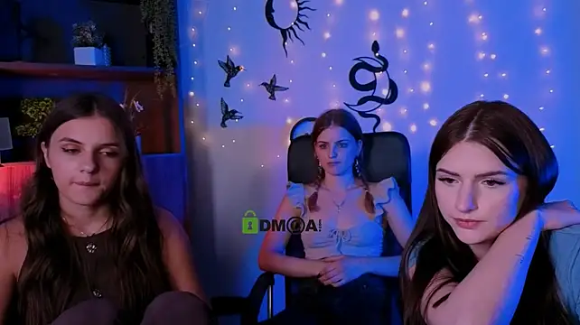 lisa_dark_n Webbikameraesitys