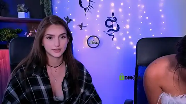 הופעת וובקאם של lisa_dark_