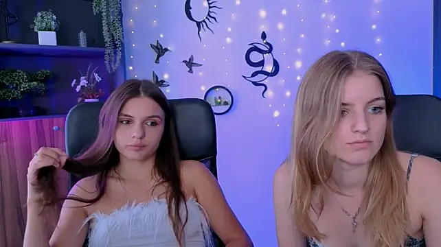lisa_dark_'s Live XXX Chat