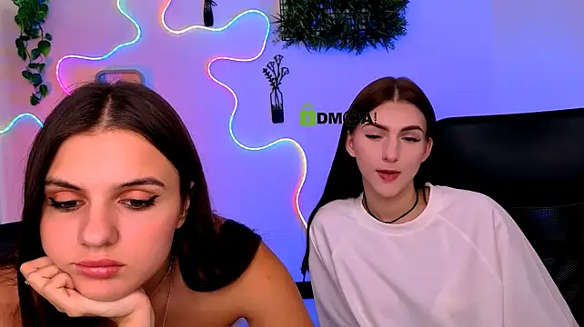 عرض كام lisa_dark_