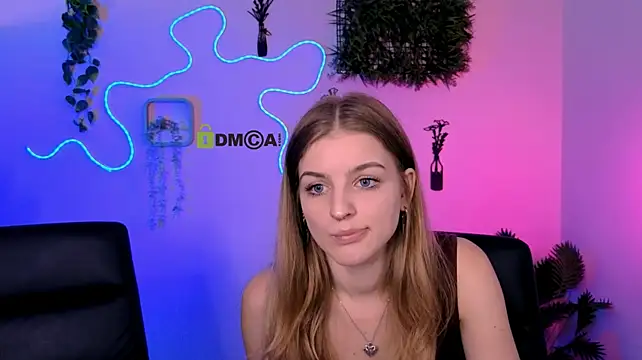 lisa_dark_ Adlı Modelin Web Kamerası Şovu