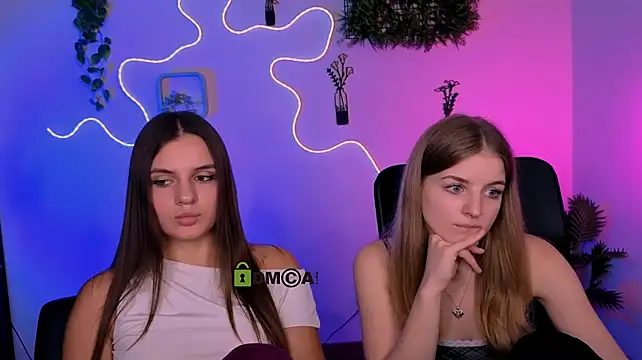 lisa_dark_'s Live XXX Chat