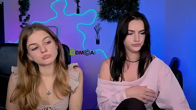 lisa_dark_ webkamerás műsora