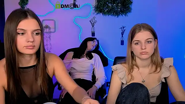 lisa_dark_ Adlı Modelin Web Kamerası Şovu