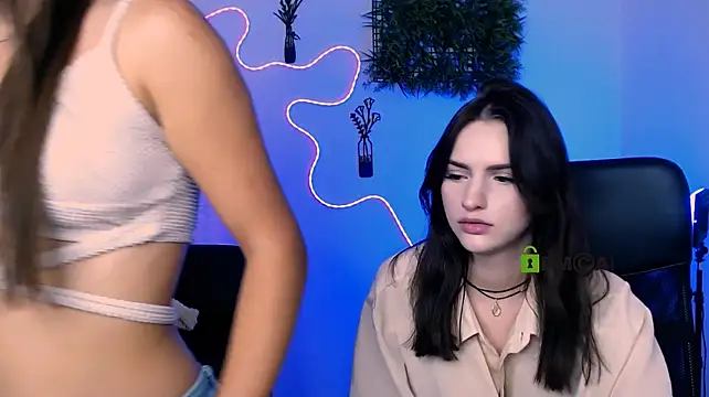 lisa_dark_ Show Webcam