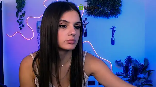 Pokazy przed kamerką – lisa_dark_